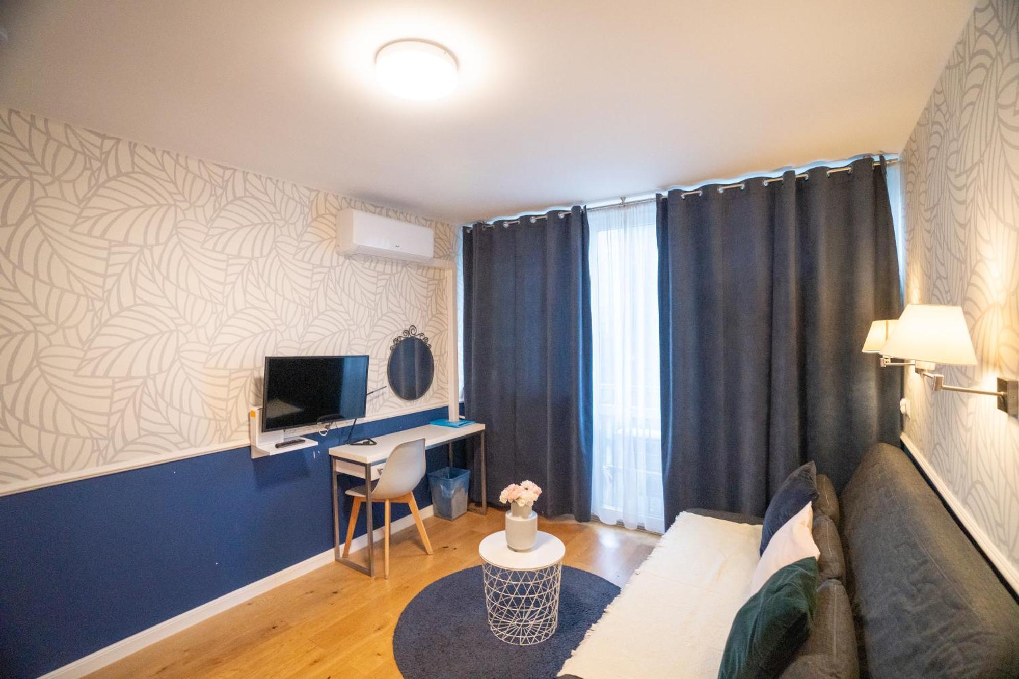 Apartament Hotel Grzybowska 9 Varsovia Exterior foto